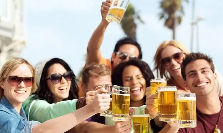 Happy Hour Downtown Pub Crawl