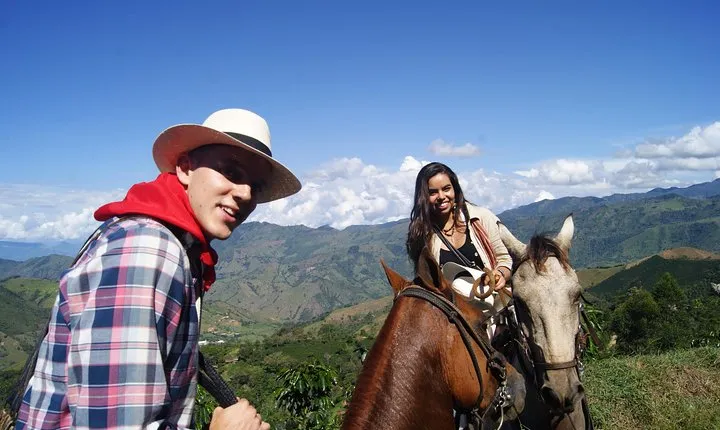 Coffee Tour In Horse Riding and Lunch In Medellin