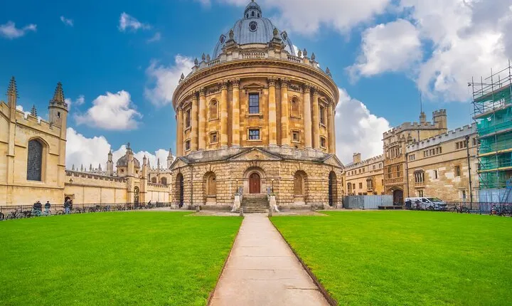 Oxford Audio Tour Dreaming Spires Oxford Audio Tour Adventure