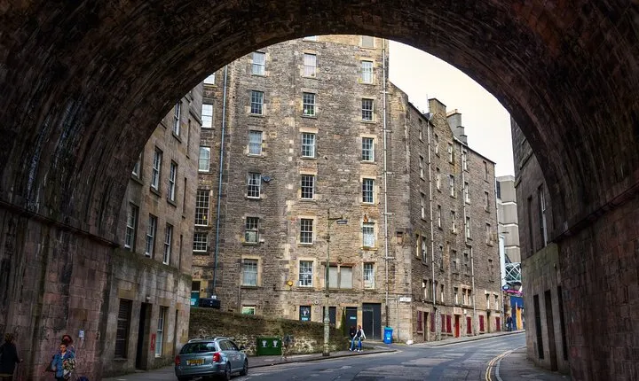 Edinburgh's Trainspotting Sites Audio Walking Tour