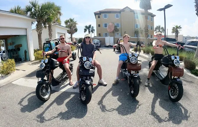 Historic Amelia Island Scooter Gang Tour (14 and up)