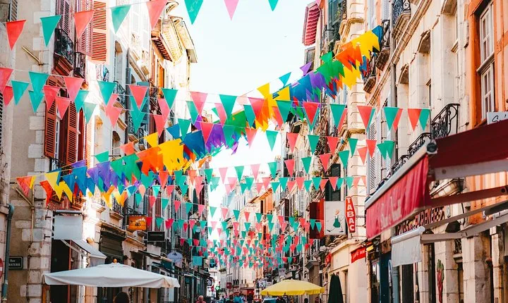 BAYONNE, BIARRITZ and SAINT JEAN DE LUZ - Private Cultural Adventure
