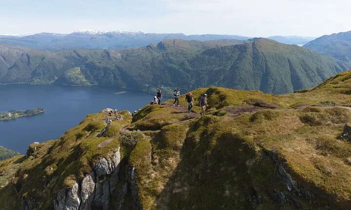 Fjord Hiking - Public tour