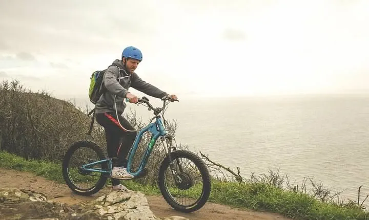 All-terrain electric scooter rental in Mont-Saint-Michel