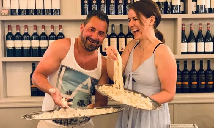 Rome Pasta & Tiramisu Making Class with Fine Wine