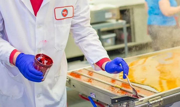 Hand Pulled Lollipop Class in Jacksonville