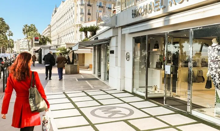 Private tour French Riviera Shopping & Lunch in St Paul de Vence