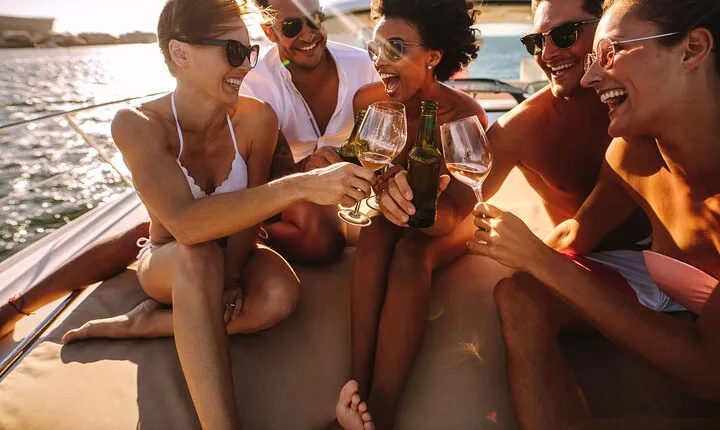 Amalfi Coast: Sunset Boat Tour with Fruit & Drinks | Small Group