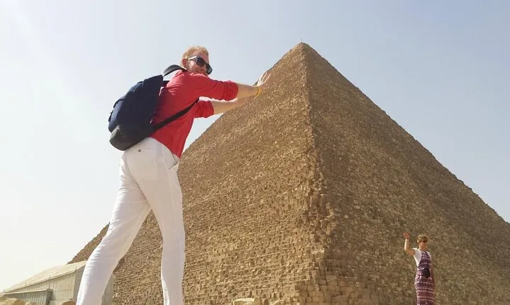 Day Tour Pyramids, Memphis City, Sakkara, and Dahshur of Cairo