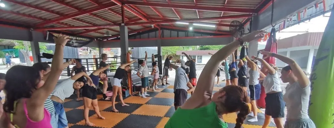Group introduction class Muay Thai boxing for beginners in Koh Chang