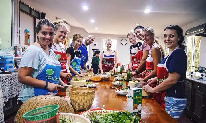 Thai Cooking Class with Local Market Tour in Chiang Mai