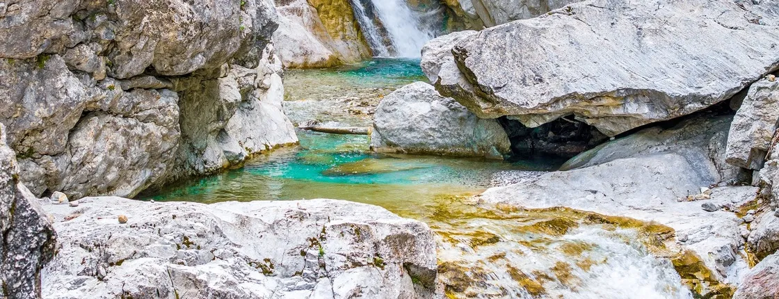 Kids canyoning tour in the Rosengarten Canyon in Imst