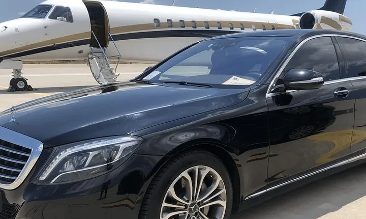 Private Transfer from Santiago de Compostela to Oporto