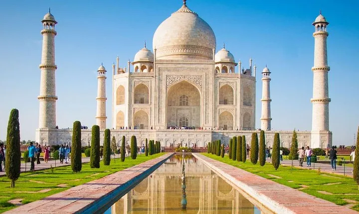 Taj Mahal Agra Day Tour from Delhi By Gatiman Express Train