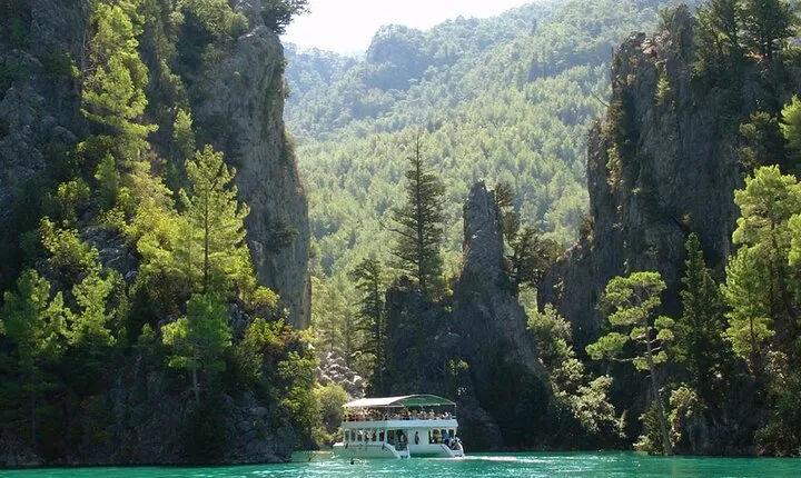 Green Canyon Boat Trip From Side with Unlimited Soft Drinks