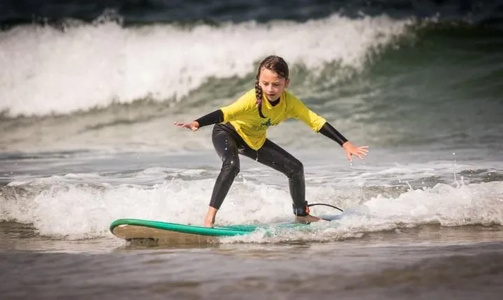 Your First Surf Class!