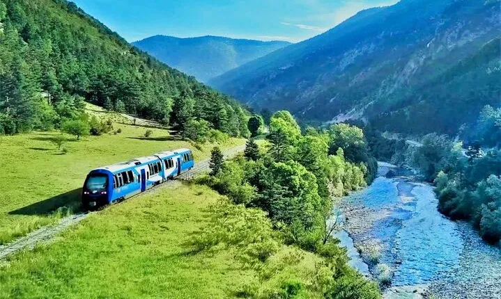 Tour with the Mountain Train, Trek to Mystic Forest and Castle