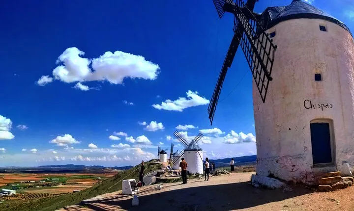 Wine Tour Toledo, Windmiils, Lunch & Winery Included