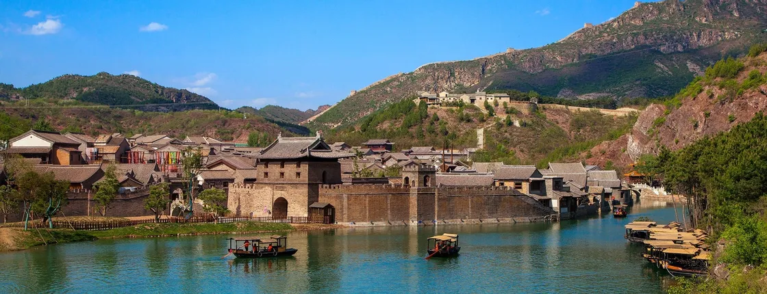 Independent tour to Gubei Water Town and Simatai with how to guide