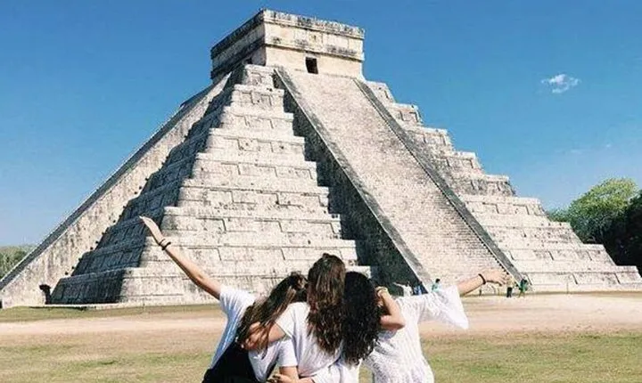 4x1 Tour Chichen Itza Magic Towns Valladolid & Izamal from Merida