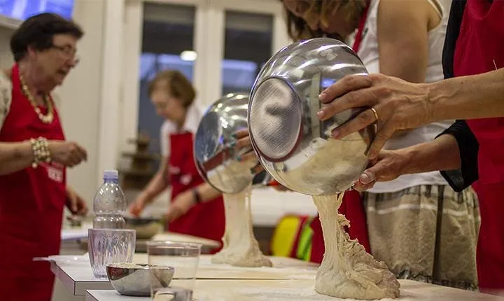 Italian Cooking School 9 hrs Day Tour in Rome