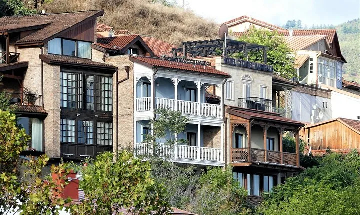 Tbilisi Walking Tour Including Cable Car and Wine Tasting