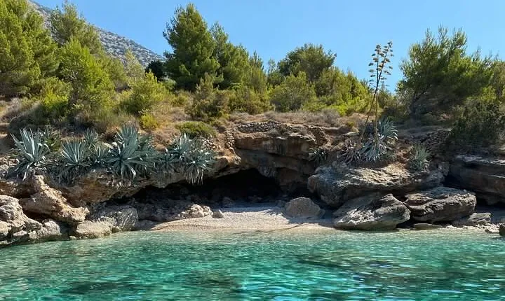 Private tour to Bol (Zlatni Rat), Jelsa and Vrboska on Hvar Island