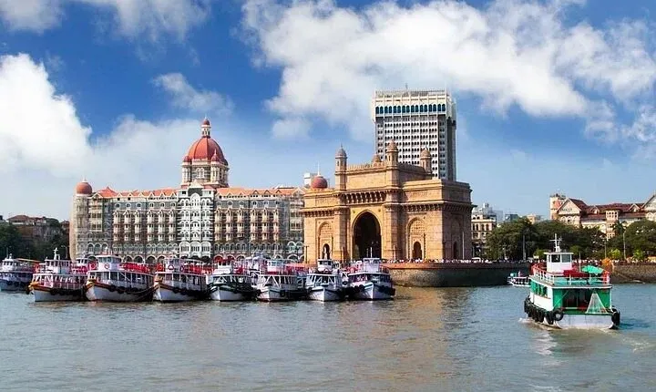 Private Mumbai 2-Day Tour Package:City + Slum & Elephanta Island.