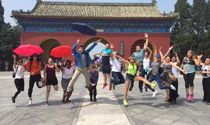 Small-Group Coach Tour: City Highlights of Beijing Including Lunch