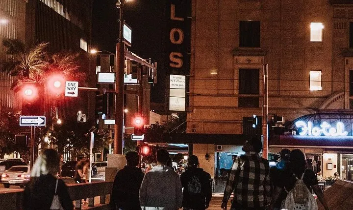 Spooks, Spirits and Speakeasy Ghost Tour