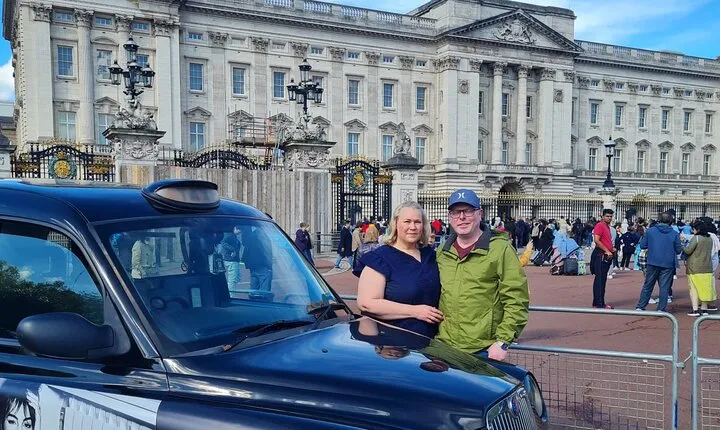 London Layover Private Black Cab Tour with Heathrow Hotel Pick Up