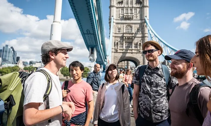 Explore Tower Bridge & London's Top 30 Landmarks Tour