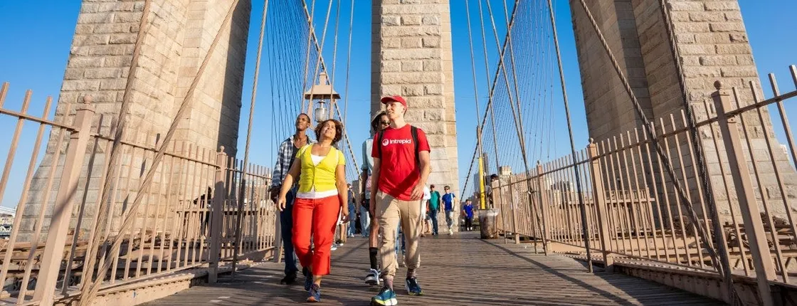 New York Brooklyn Bridge and DUMBO food-tasting guided tour