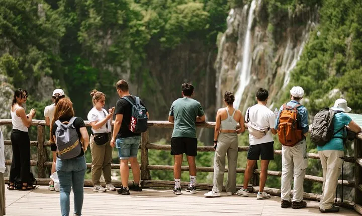 Plitvice Lakes & Rastoke small-group, w/ ticket (ENG or ESP)