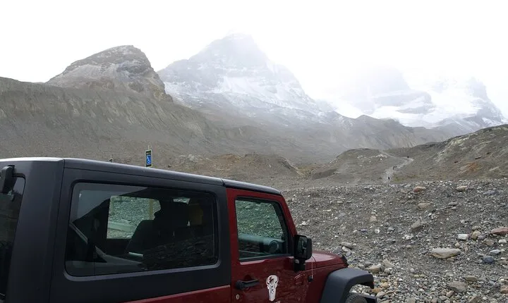 Without the Crowds | Icefields Parkway | Athabasca Glacier