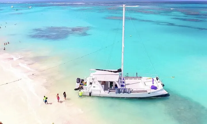 Half-Day Puerto Plata Boat Party with Snorkeling