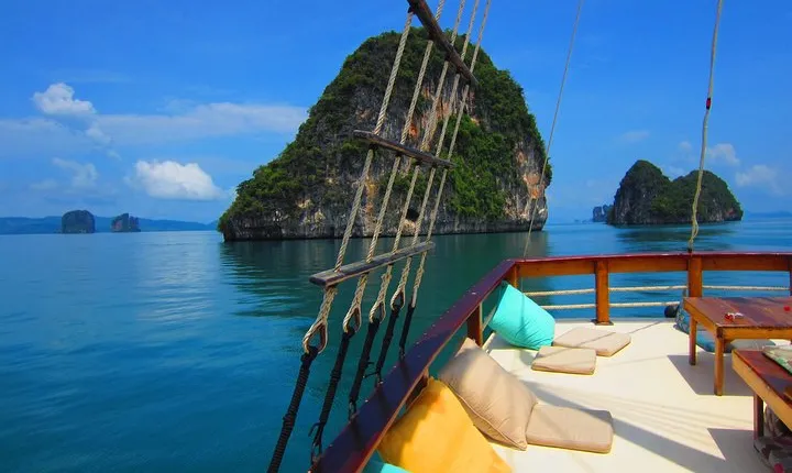 - Comfortable boat for cruising in Phang Nga Bay - The "Must-Do"! 
