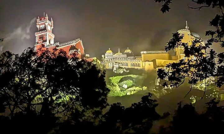 Sintra by Night: Night Lights Private Tour