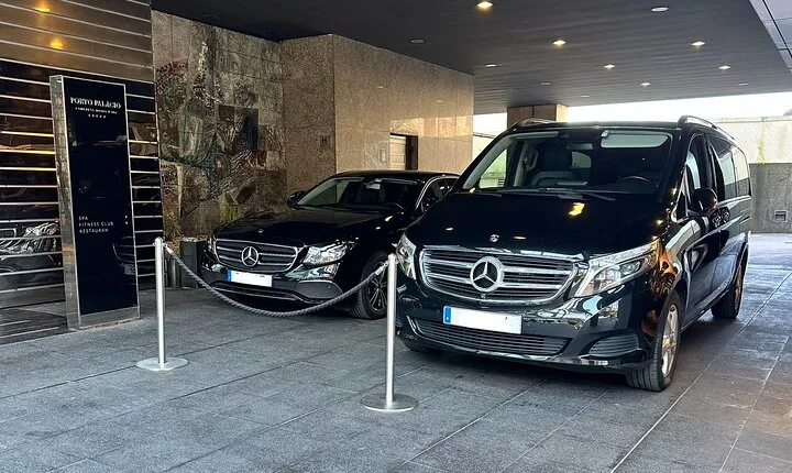 Private Transfer between Porto Airport and Hotel