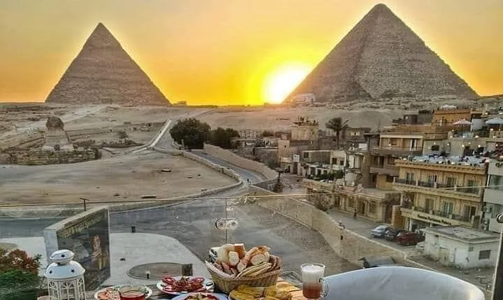 All inclusive day Tour To Giza pyramids & sphinx
