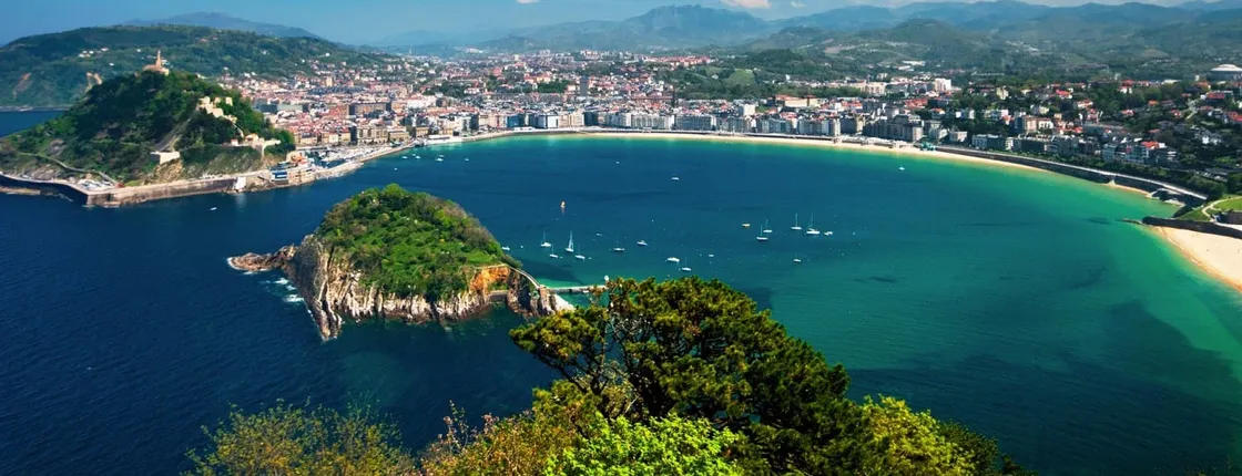 San Sebastian and Biarritz full-day tour