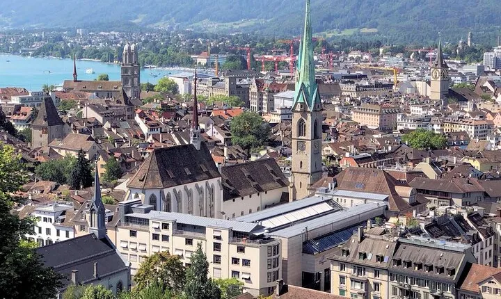 2 Hours Private Tour in Zurich