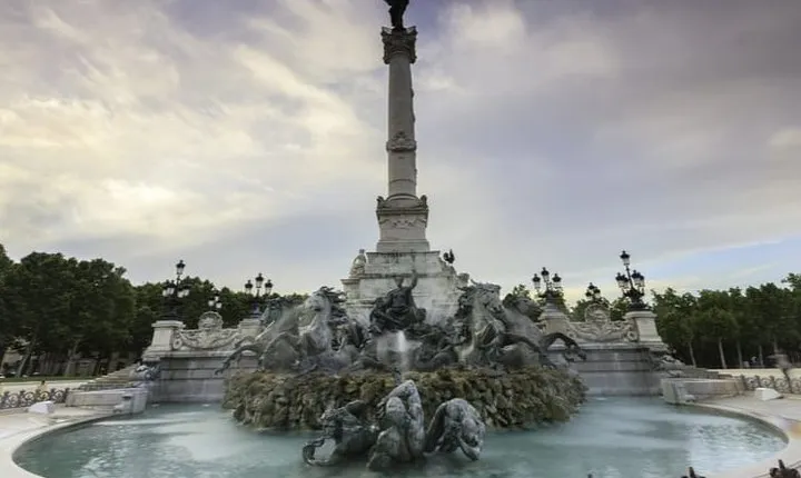 Outdoor escape-game | The Bordeaux robbery