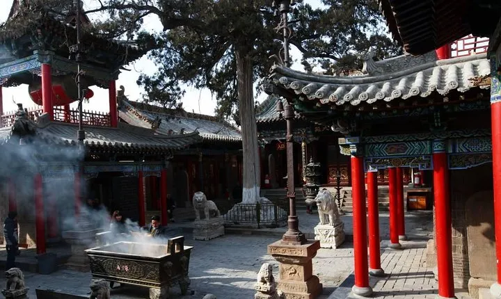 Beijing Private Religious Tour: White Cloud Temple, Lama Temple, Niujie Mosque