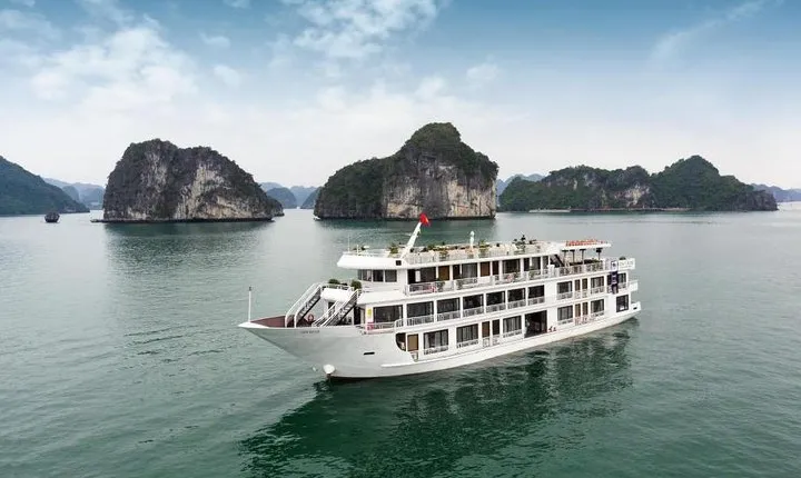 Halong Bay 2Day 1Night Overnight on Alisa Cruise 5 Star