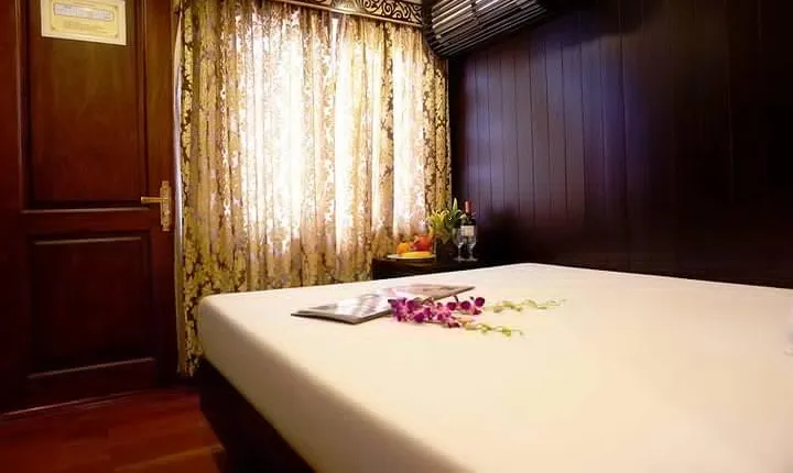 2 days - 1 night in Bai Tu Long Bay at 3 stars cruise - Ocean view cabins