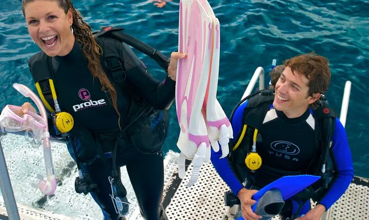 Silversonic Outer Great Barrier Reef Cruise from Port Douglas