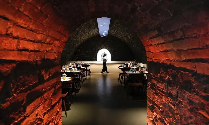 In-depth Forbidden City tour with Royal Icehouse Lunch