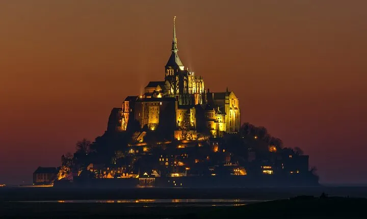 2 Hours Private Walking Tour of Mont Saint Michel