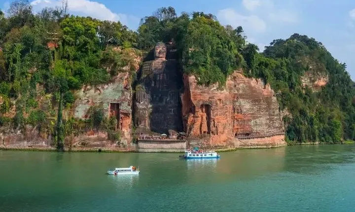 Private Full-day Trip: Leshan Giant Buddha&Emeishan Scenic Resort